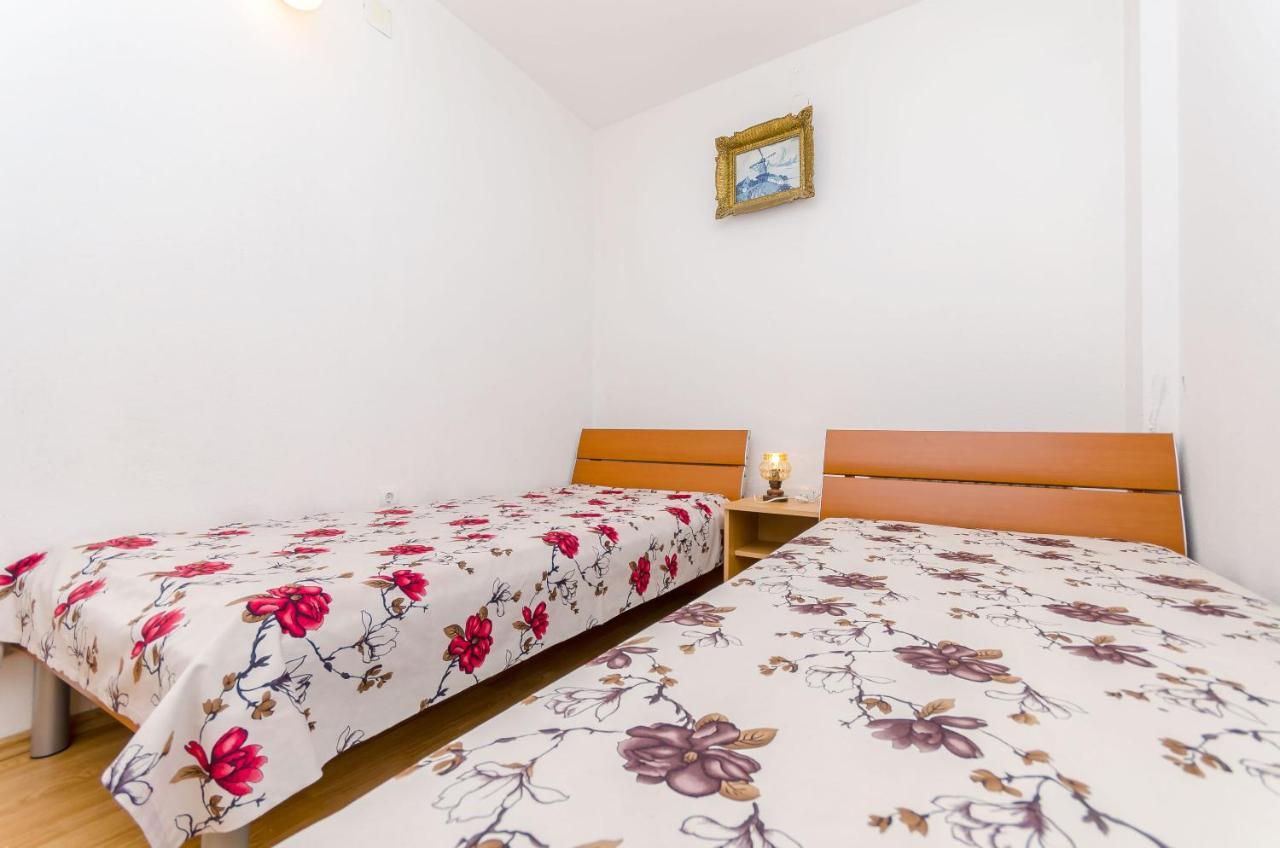 Apartments Kursan Trogir Zewnętrze zdjęcie